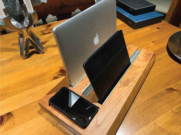 Sunflower Classic iPad stand